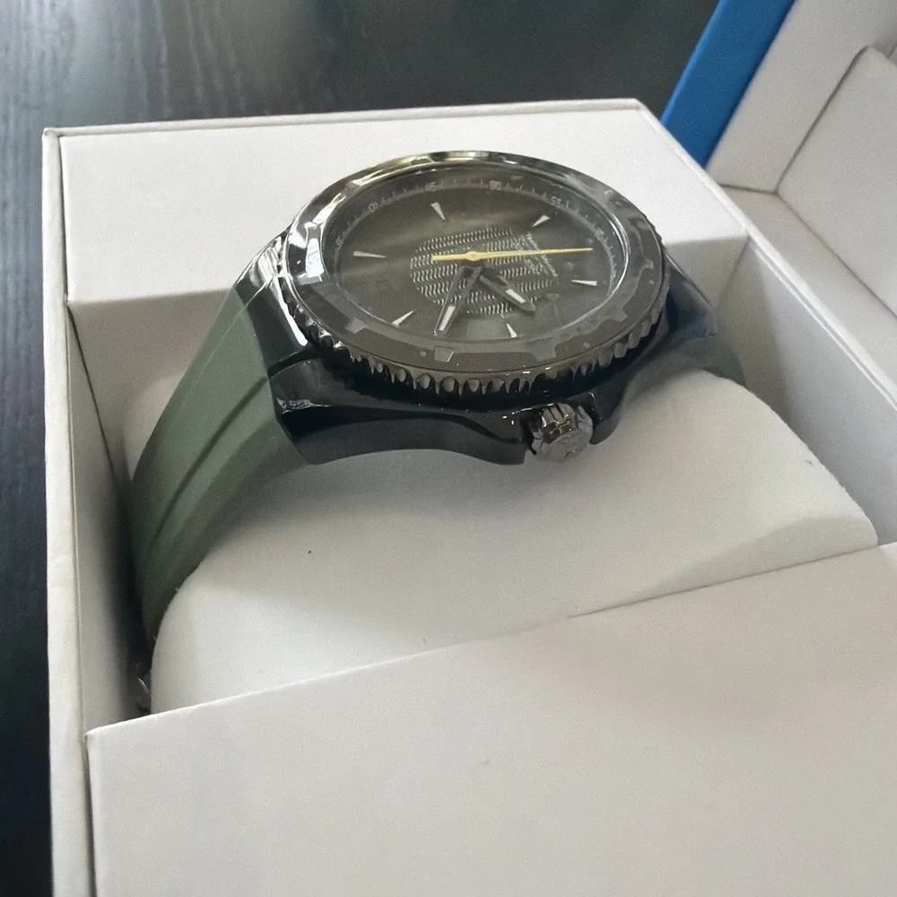 Brand New TechnoMarine Lusso Mare Men's Watch 44mm Olive Green Black TM-225025